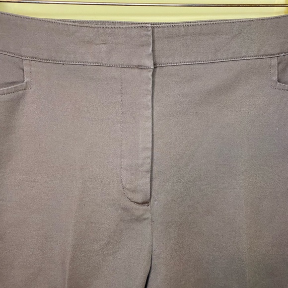 Chico’s Fabulously Slimming Cropped Women’s Pants Size 2.5/L - Picture 2 of 9